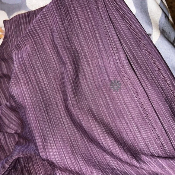 Athleta Conscious Space Dye Crop Size Medium ❤️ - Picture 3 of 4